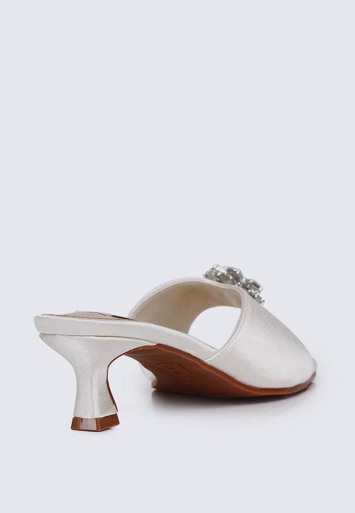 Vea Comfy Heels In Ivory
