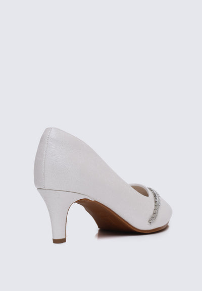 Dahlina Comfy Heels In Ivory