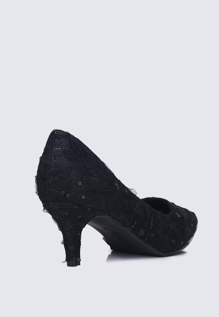 Elara Comfy Pumps In Black