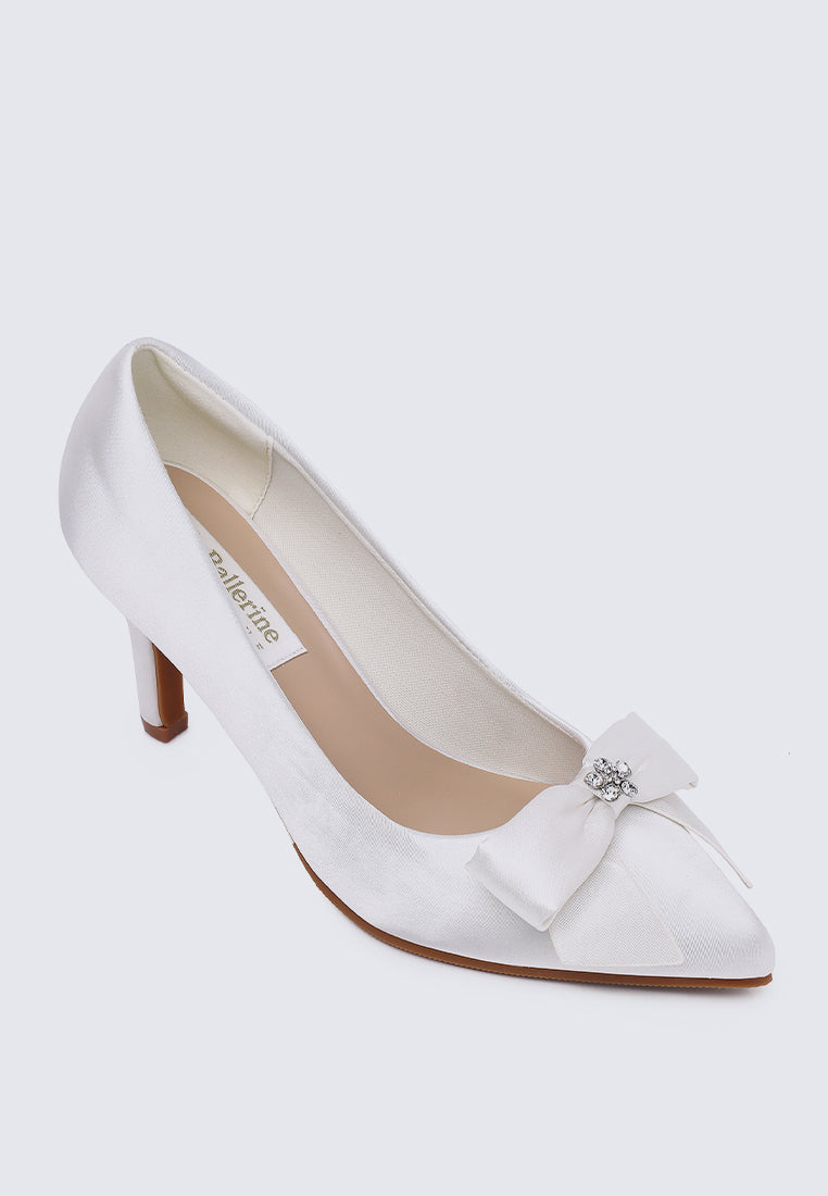 Alexandria Comfy Pumps In Ivory