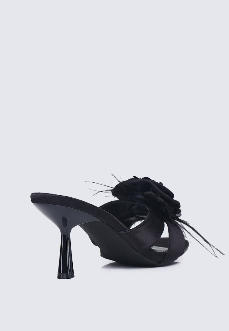 Alira Comfy Heels In Black