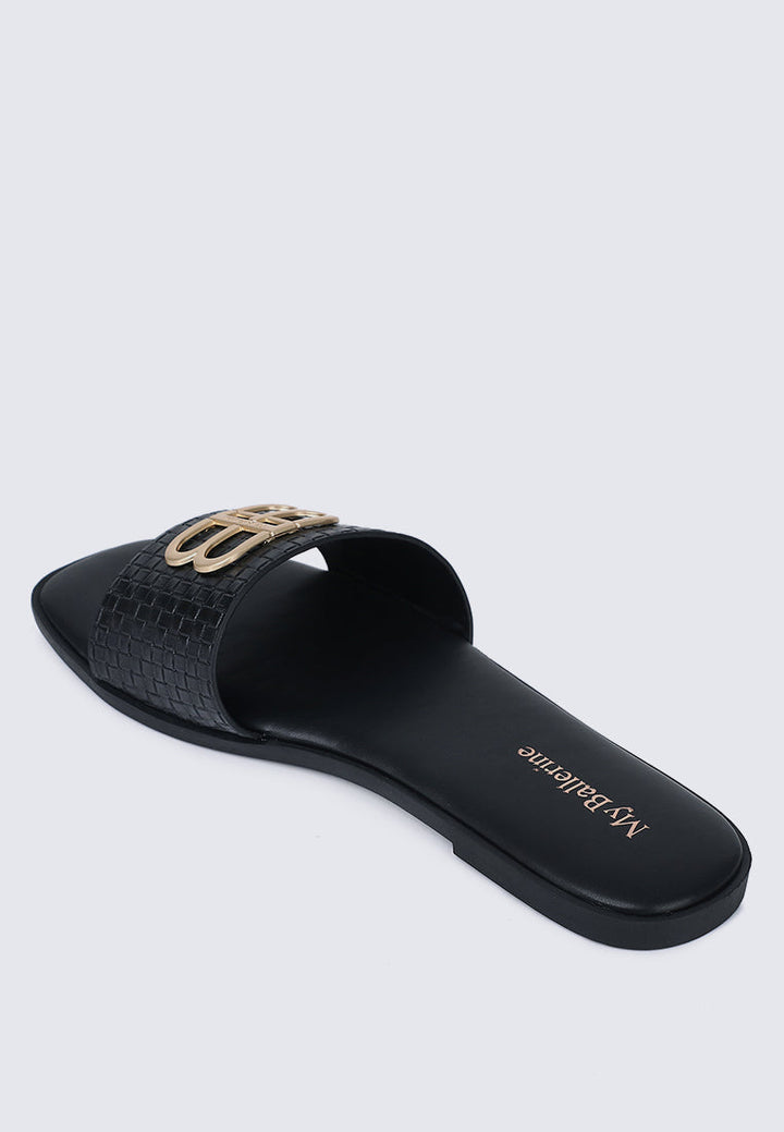 Ines Comfy Sandals In Black