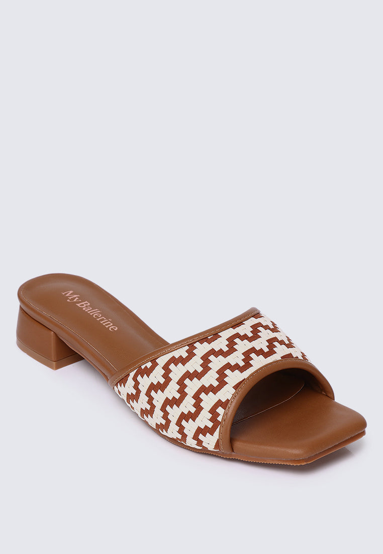 Vee Comfy Sandals In Brown