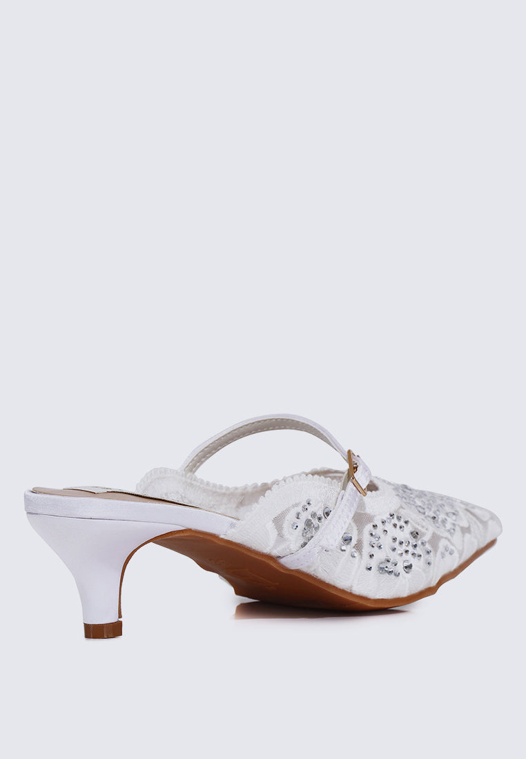 Améa Comfy Heels In White