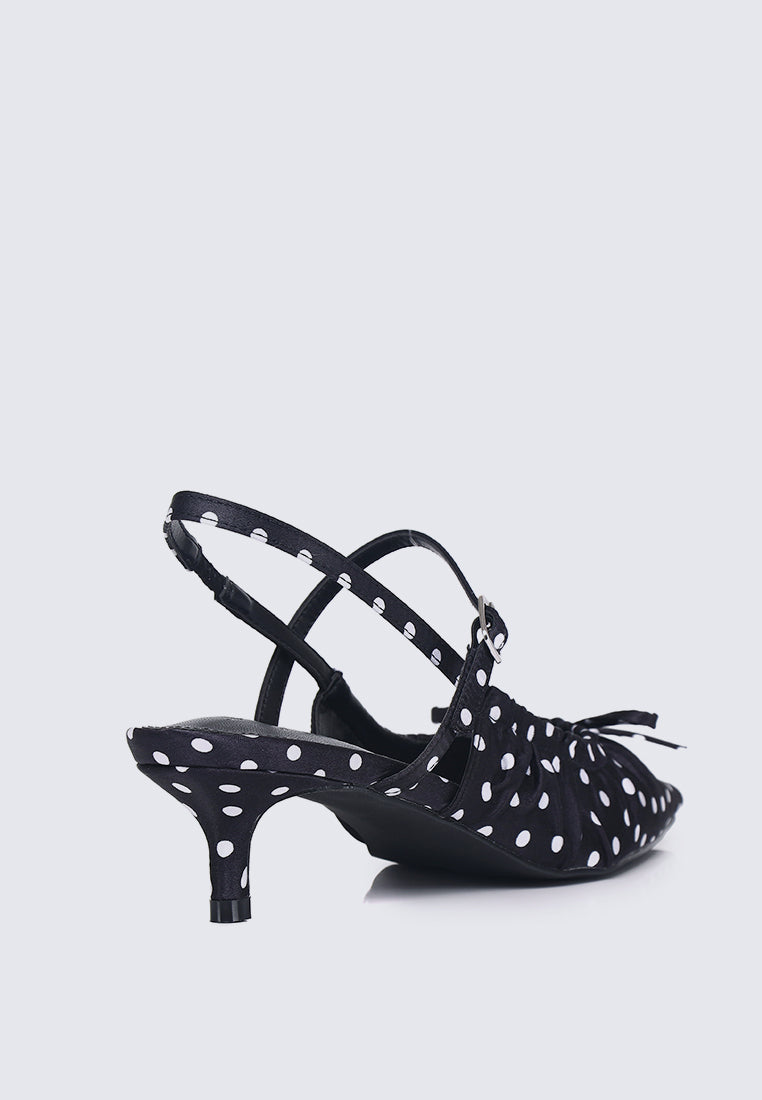 Amora Comfy Heels In Black