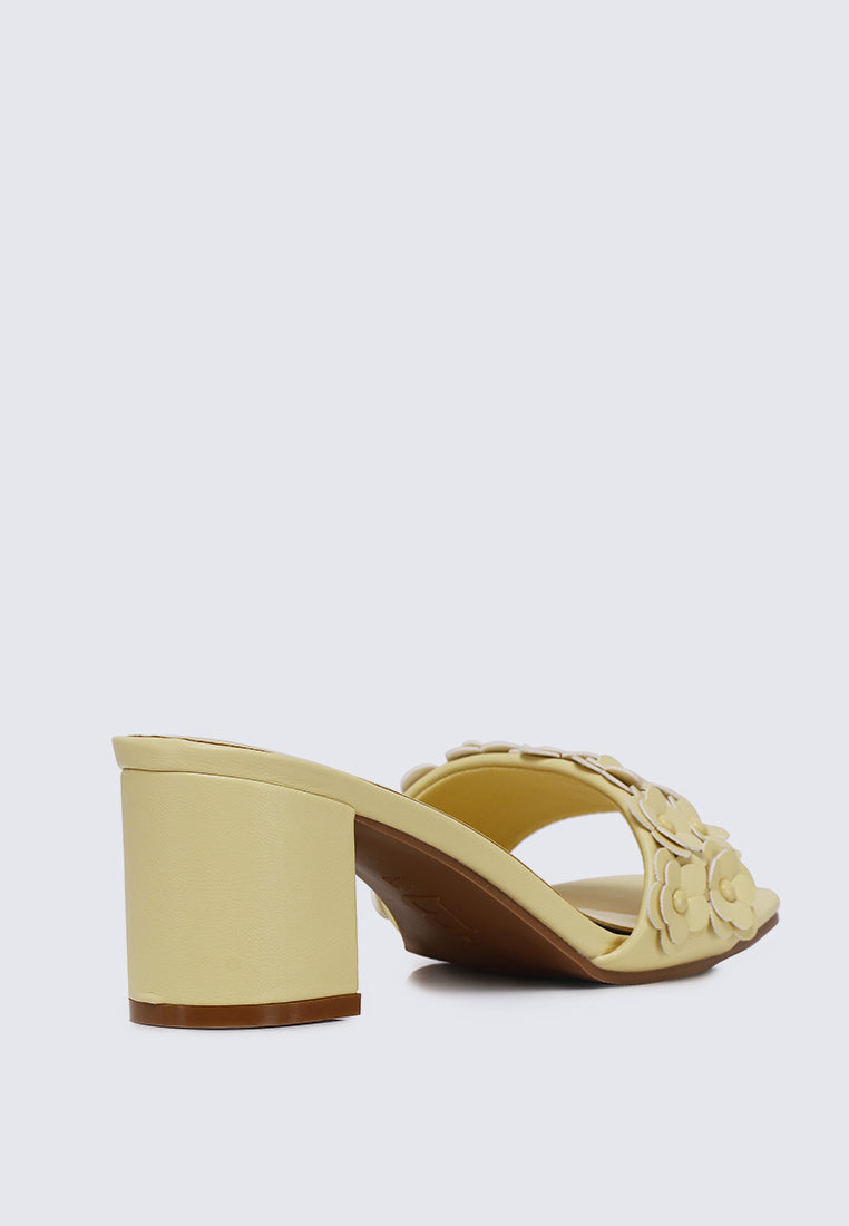 Cyrene Comfy Heels In Butter