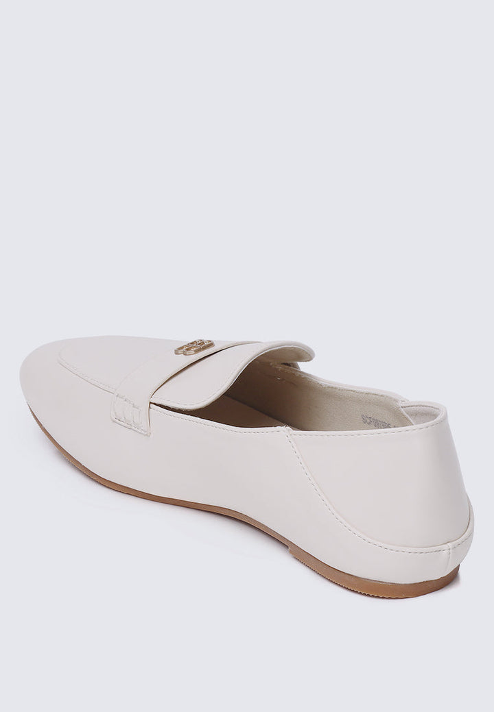 Bonbon Comfy Loafer In Beige