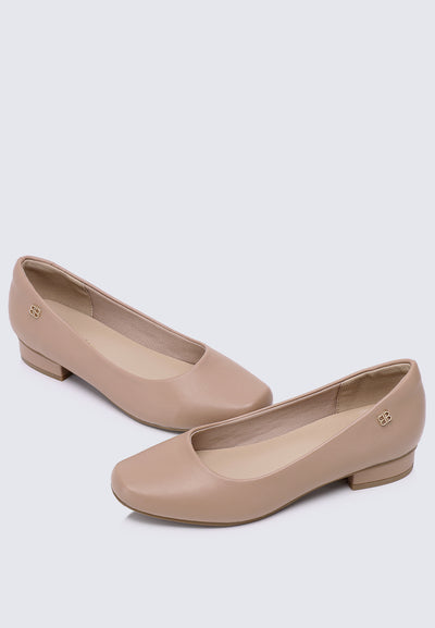 Vyan Comfy Pumps In Almond