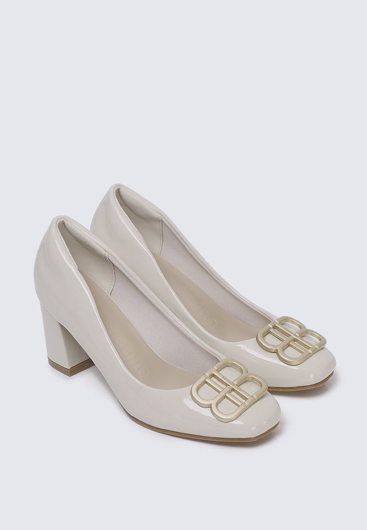 Phyllis Comfy Heels In Almond