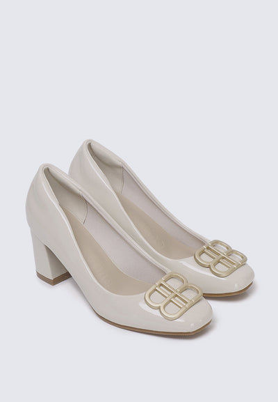 Phyllis Comfy Heels In Almond
