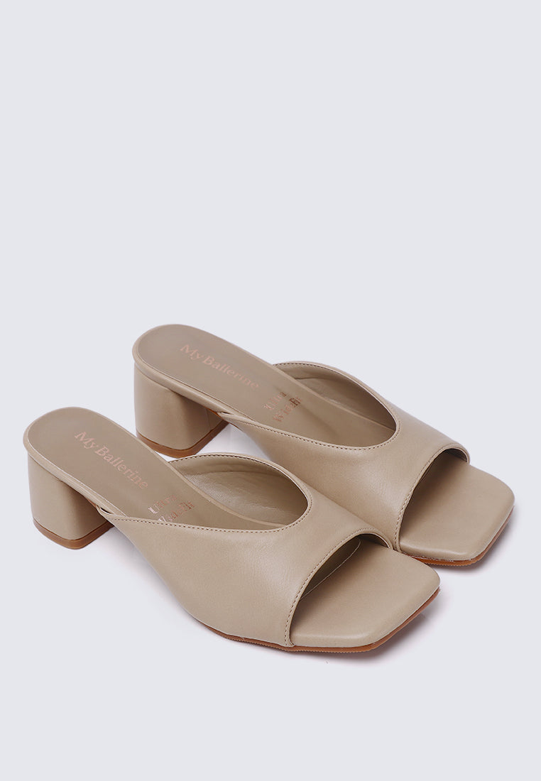 Nami Ultra WideFit Comfy Heels In Nude