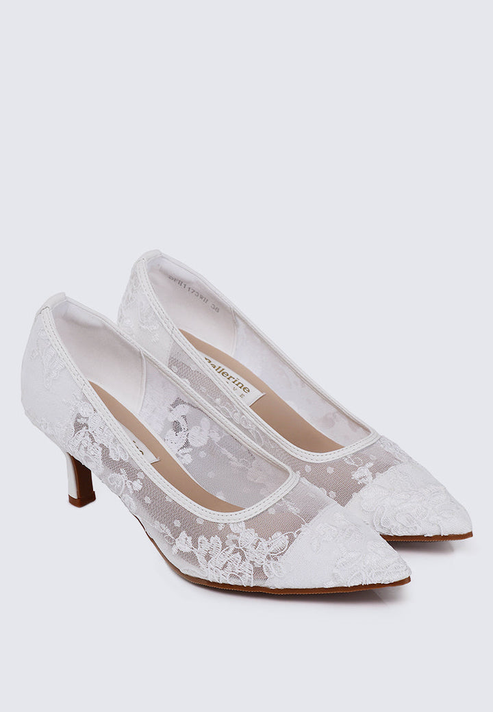 Sylvara Comfy Heels In In White