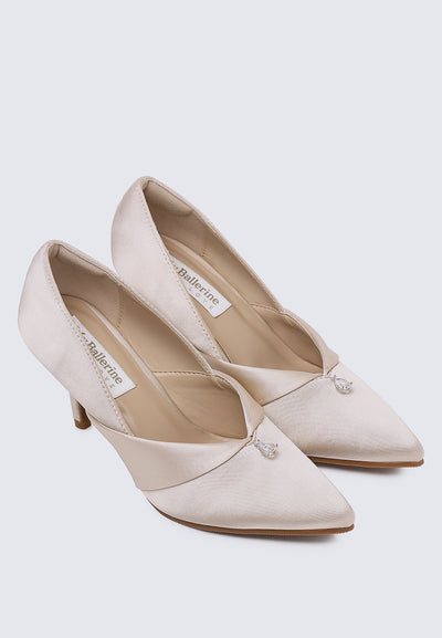 Rosaline Comfy Pumps In Champagne
