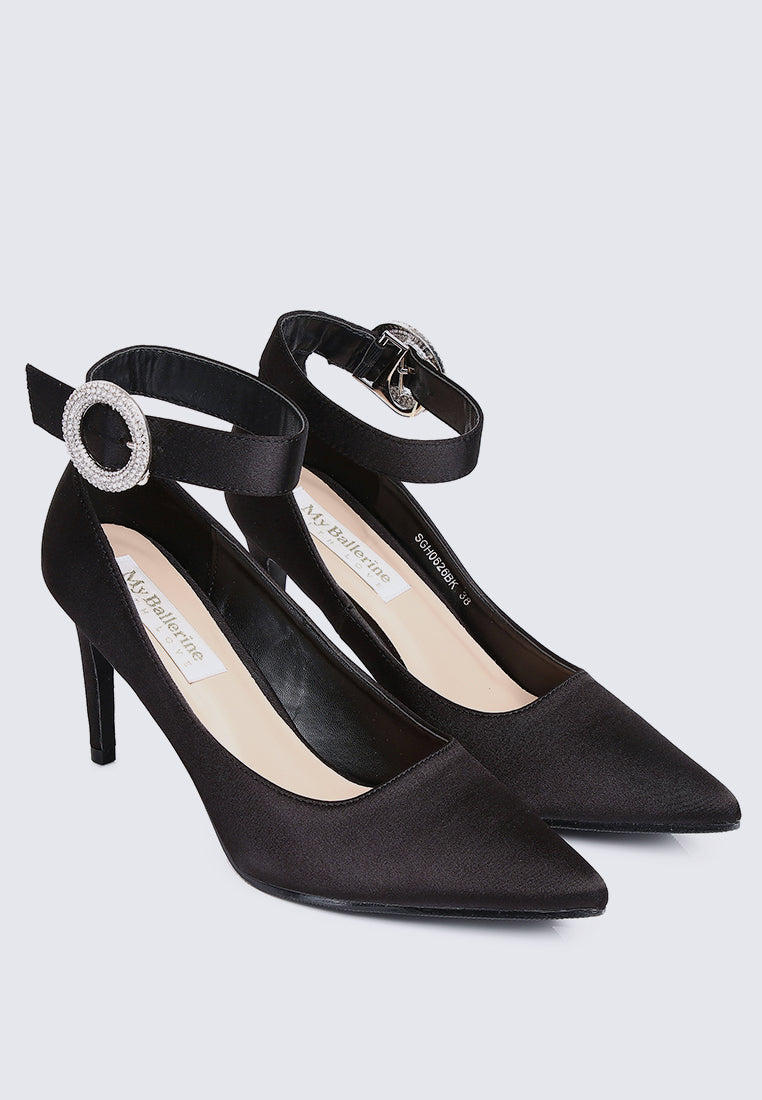 Lyla Comfy Pumps In Black