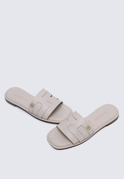 Bobi Comfy Sandal In Almond