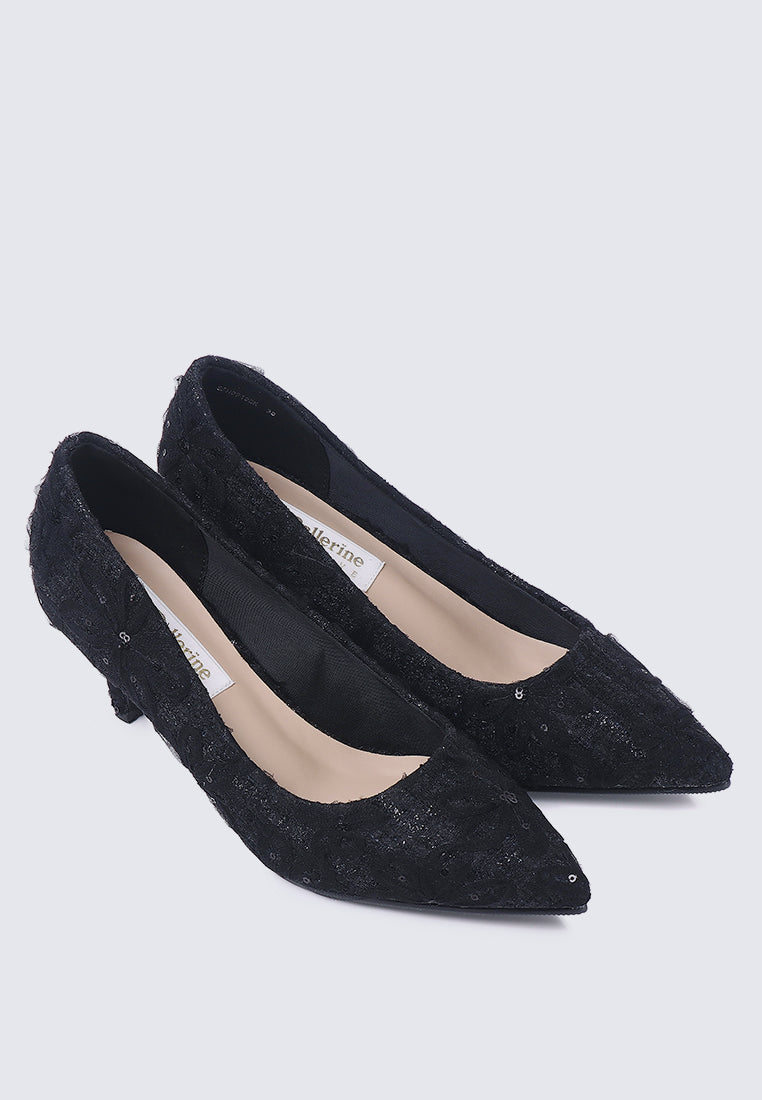 Elara Comfy Pumps In Black