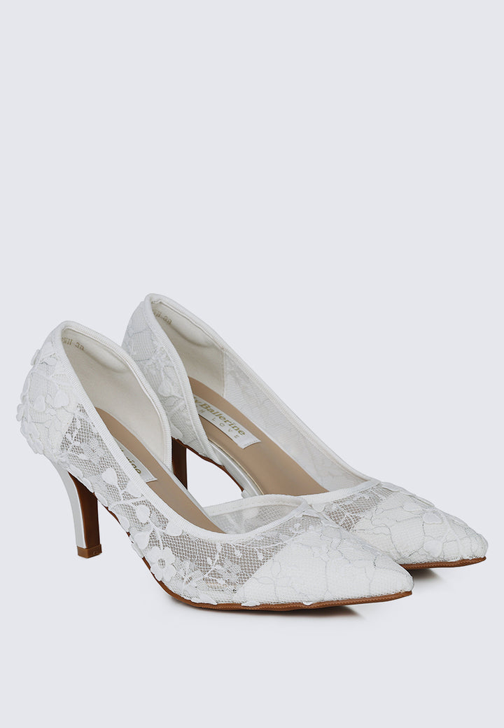 Giana Comfy Pumps In White
