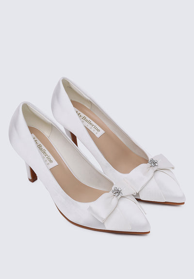 Alexandria Comfy Pumps In Ivory