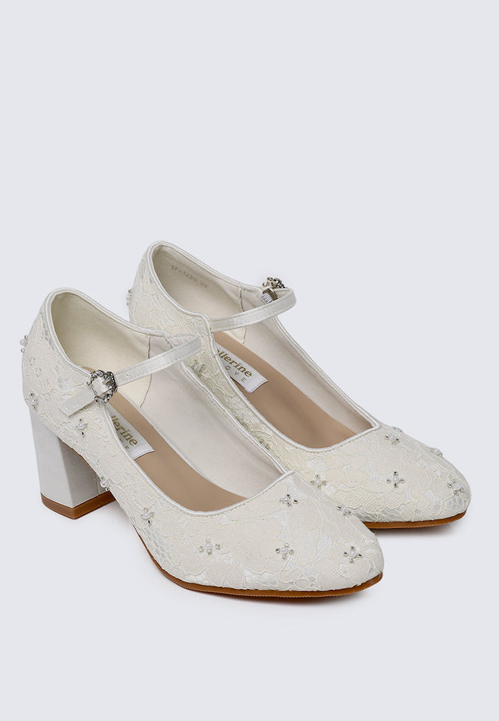 Candrea Comfy Heels In Ivory