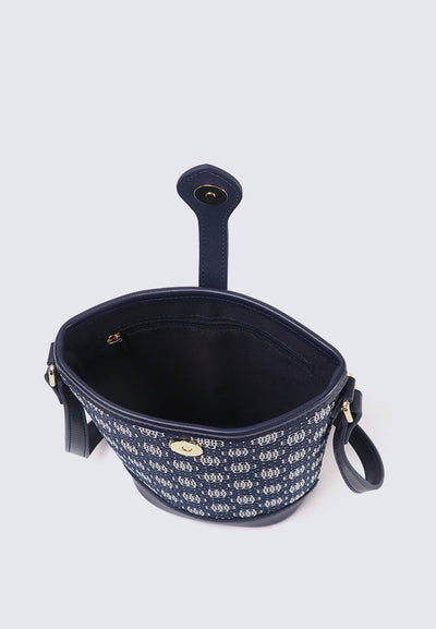 Liyana Crossbody Bag In Navy