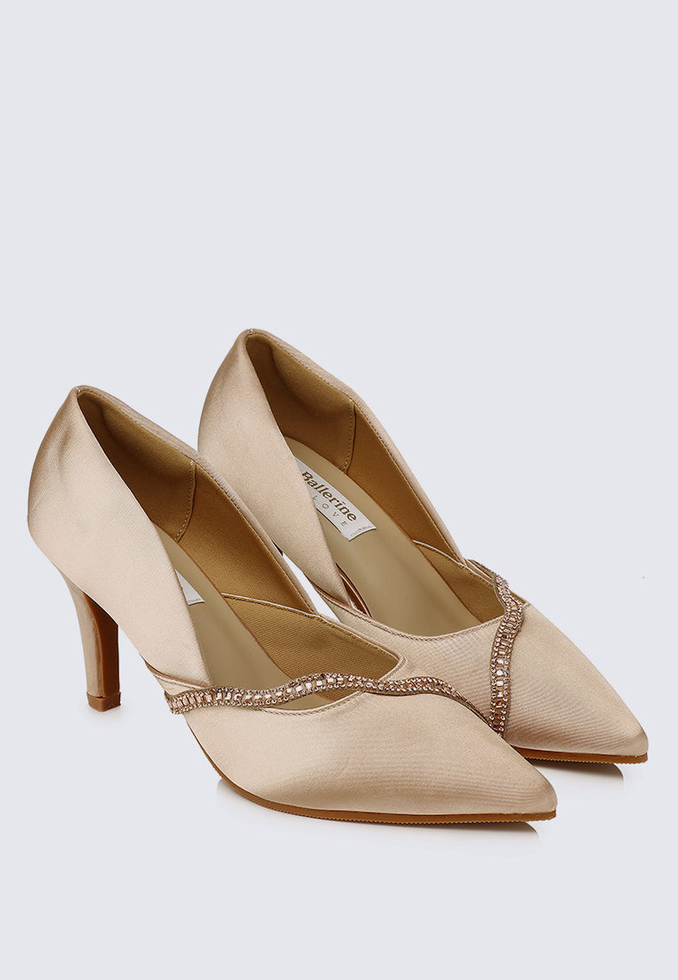 Nicole Comfy Pumps In Champagne