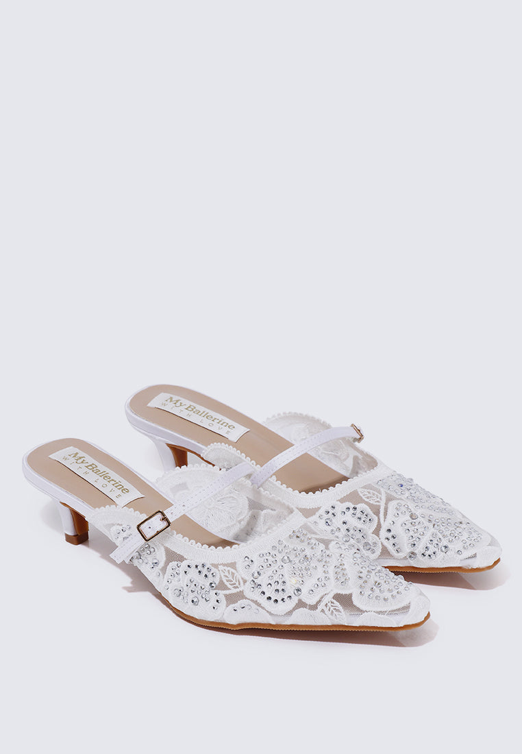 Améa Comfy Heels In White