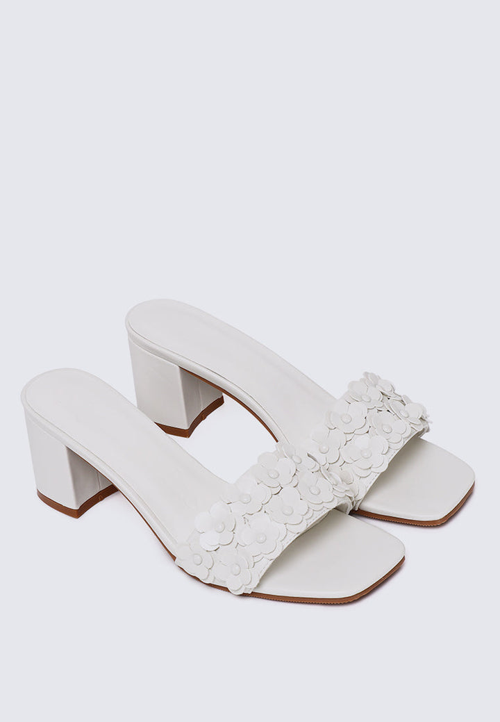 Cyrene Comfy Heels In Off White