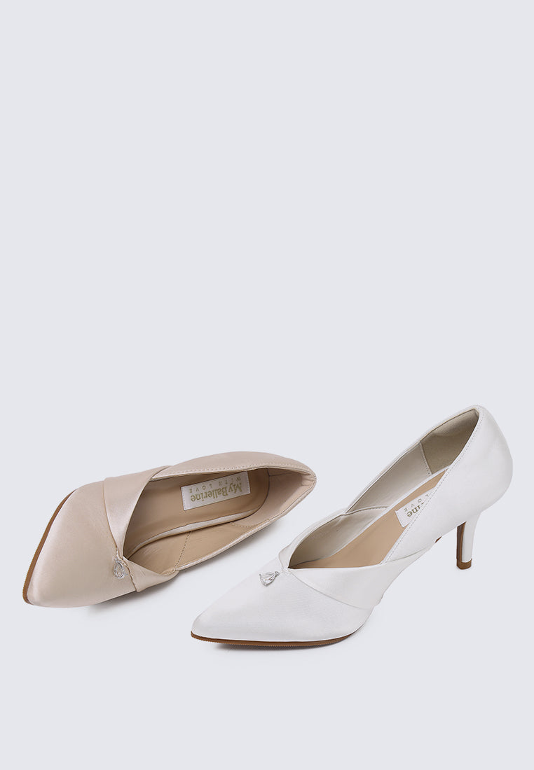 Rosaline Comfy Pumps In Champagne