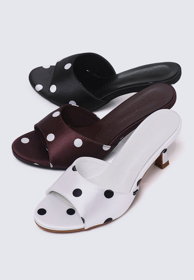 Noira Comfy Heels In Black