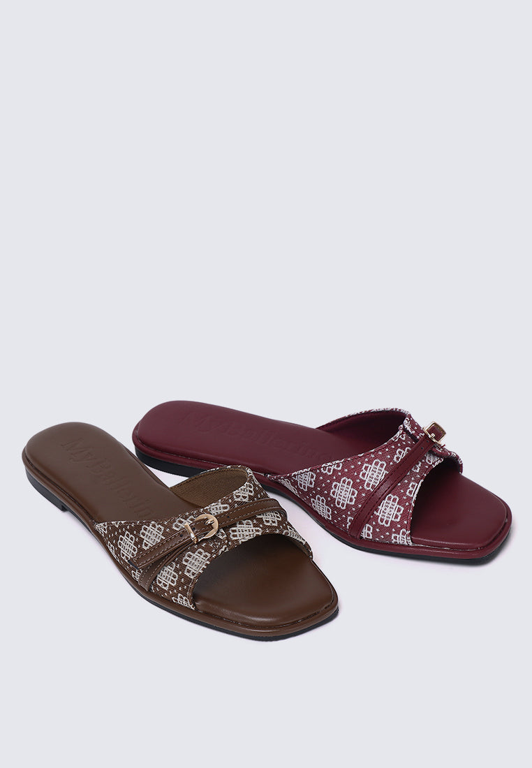 Syira Comfy Sandals In Maroon