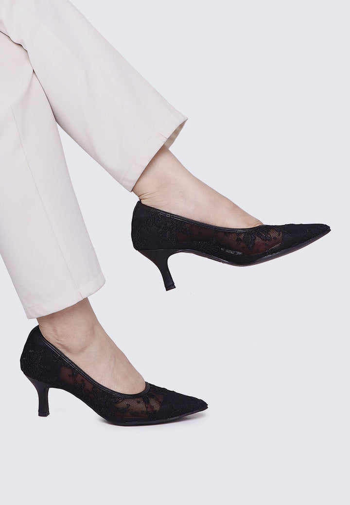 Sylvara Comfy Heels In Black
