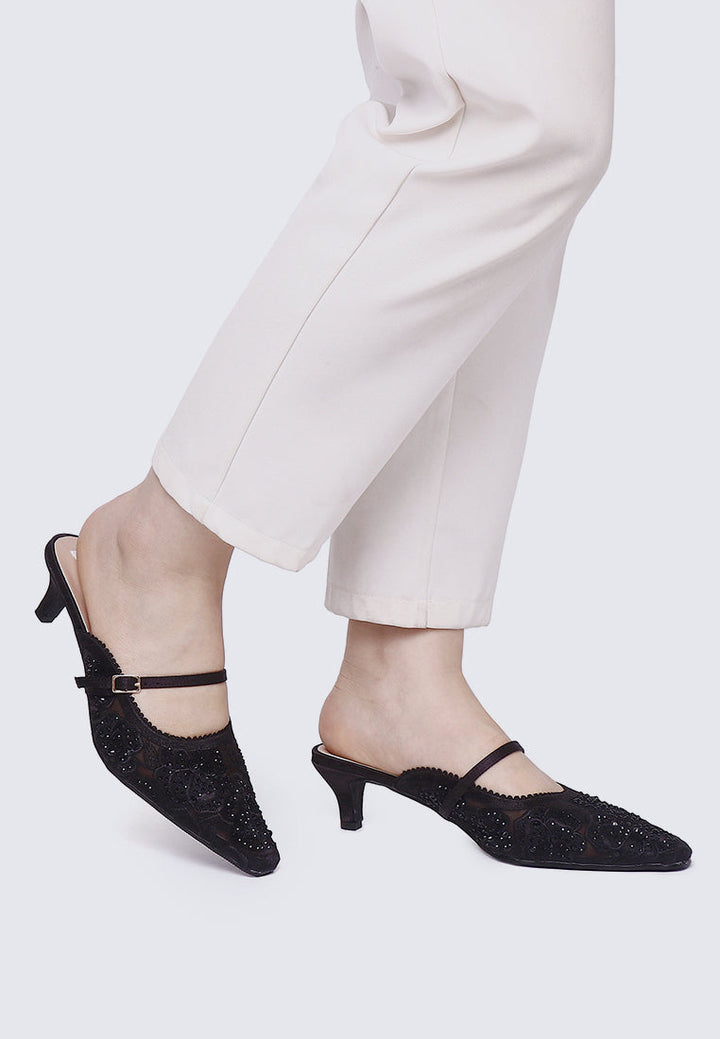 Améa Comfy Heels In Black