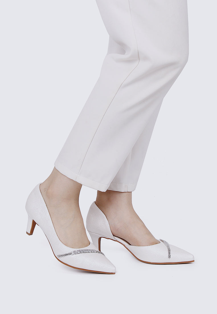 Dahlina Comfy Heels In Ivory