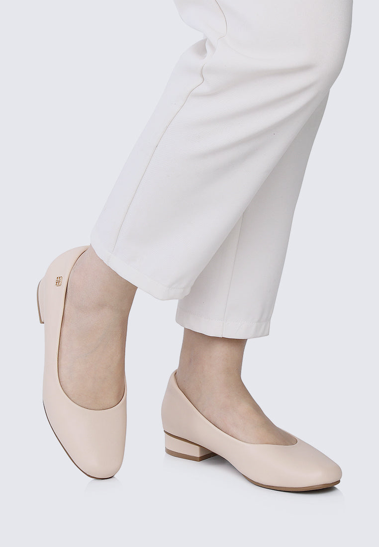 Vyan Comfy Pumps In Beige