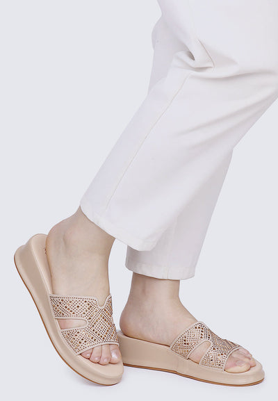 Gentle Feet Comfy Wedges In Nude