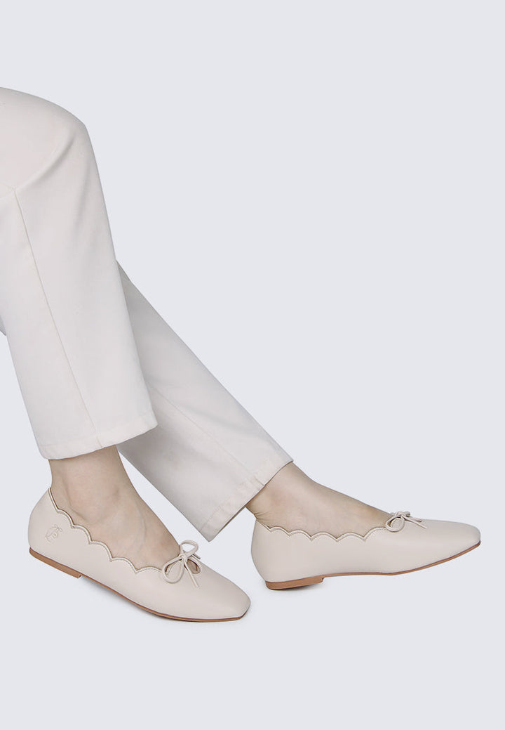 Clarimond Comfy Ballerina In Beige