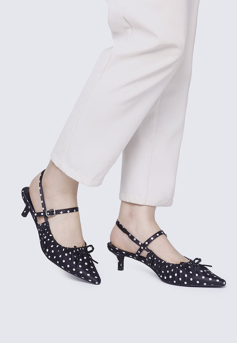 Amora Comfy Heels In Black