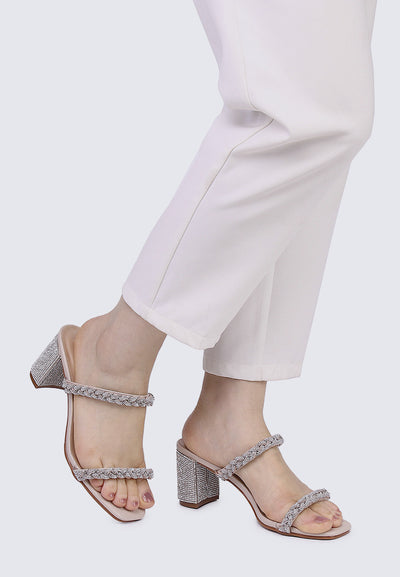 Alani Comfy Heels In Almond