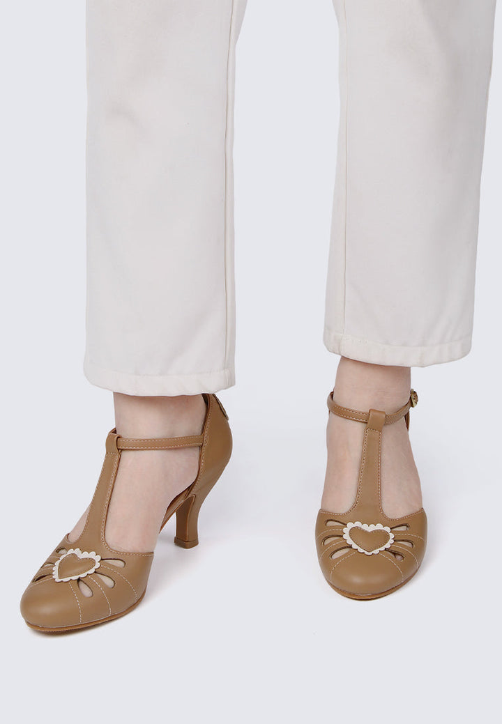 Lovella Comfy Heels In Brown