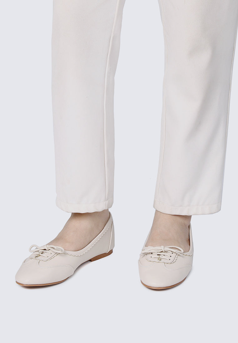 Bellamy Comfy Ballerina In Beige