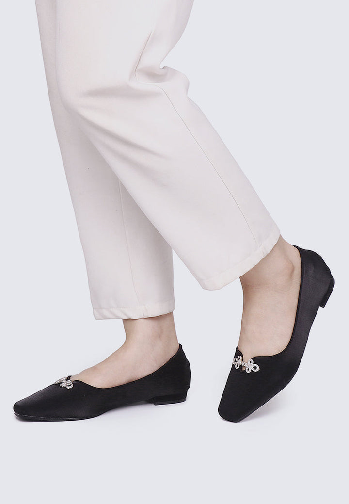 Anvera Comfy Ballerina In Black