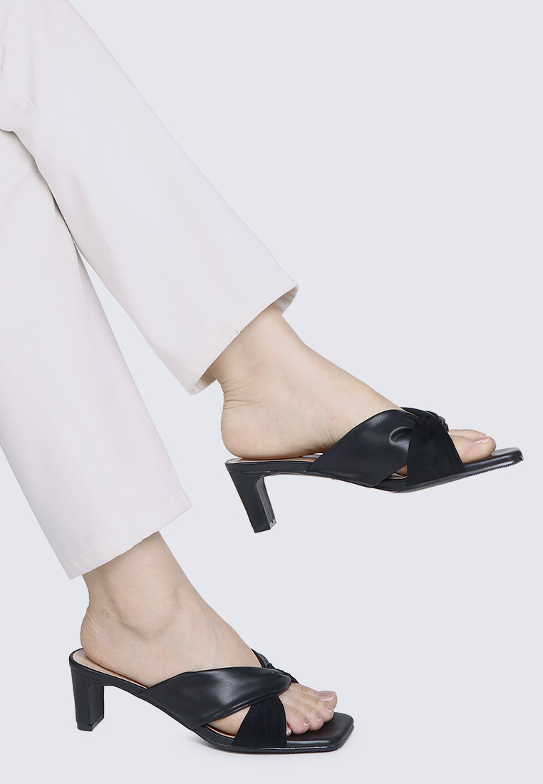 Tiramisu Comfy Heels In Black
