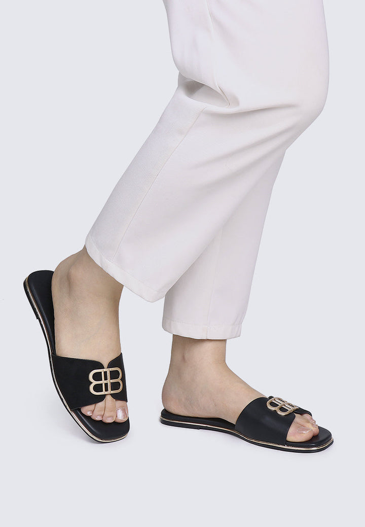 Toffee Comfy Sandals In Black