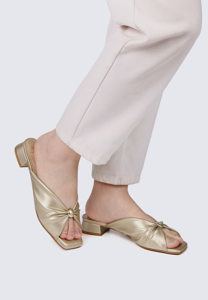 Mabelle Comfy Sandals In Gold