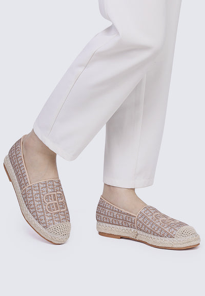 Maci Comfy Espadrilles In Almond