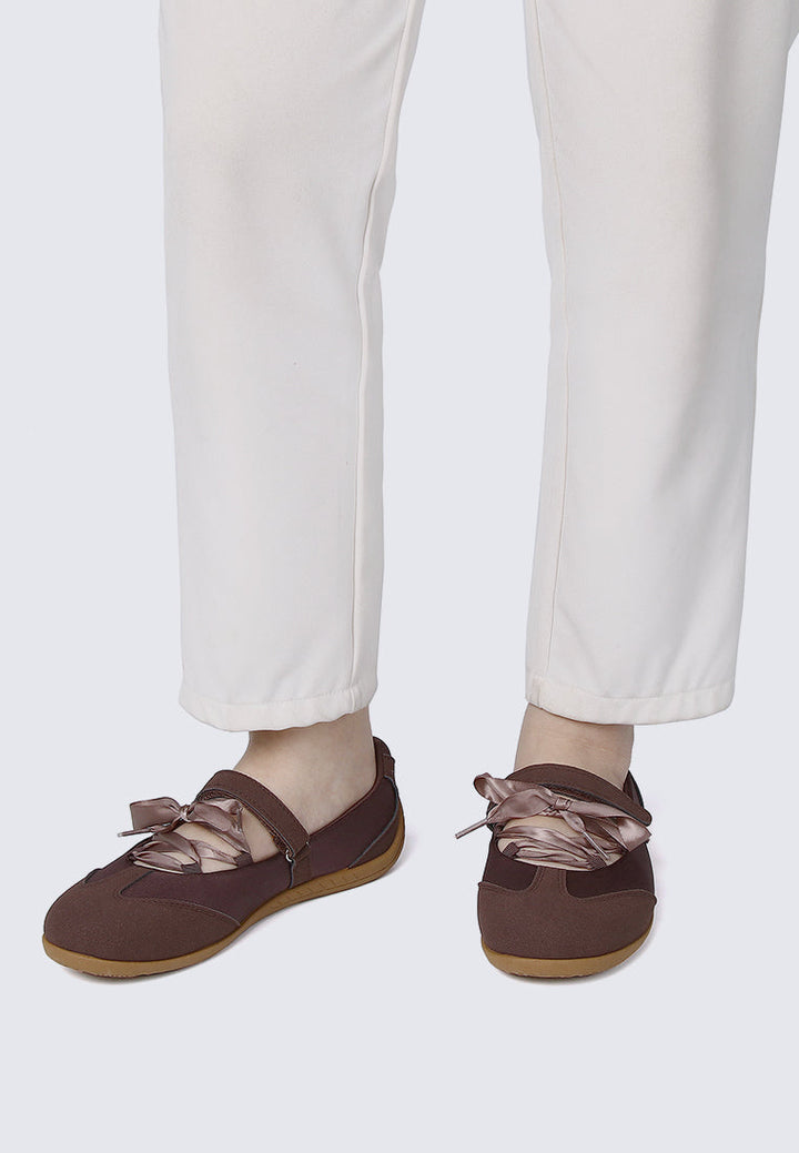 Luluna Comfy Ballet Sneakers In Espresso