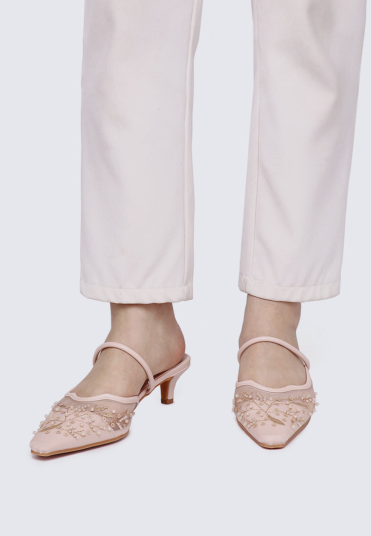 Petaline Comfy Heels In Nude Pink