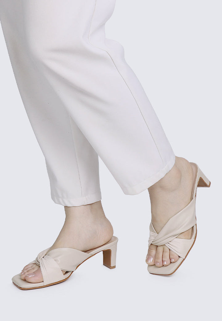Tiramisu Comfy Heels In Beige