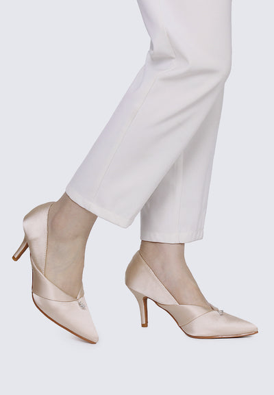Rosaline Comfy Pumps In Champagne