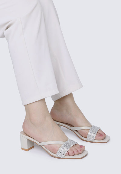 Zofi Comfy Heels In Pearl